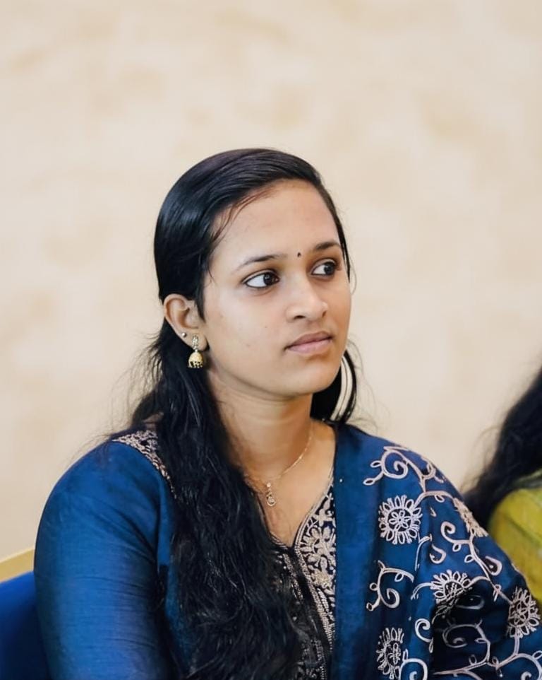Deva Sasikumar - Laravel Developer
